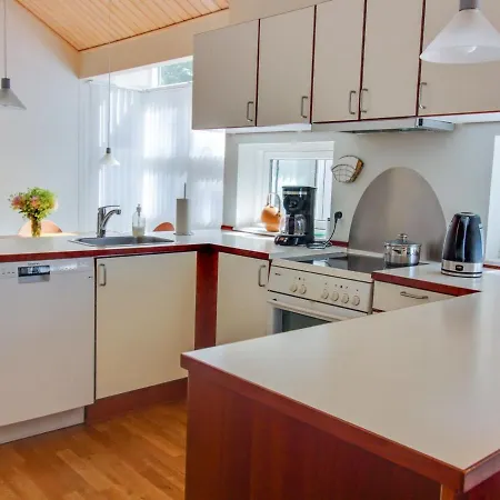Holiday home Dilan - 600m From The Sea In Bornholm By Interhome *